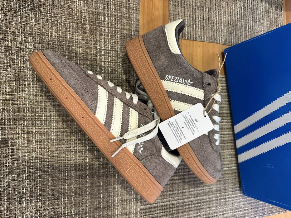 Adidas spezial дамски