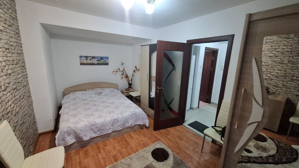 Garsoniera de închiriat