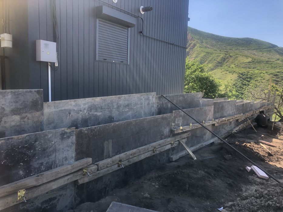 Разнорабочие