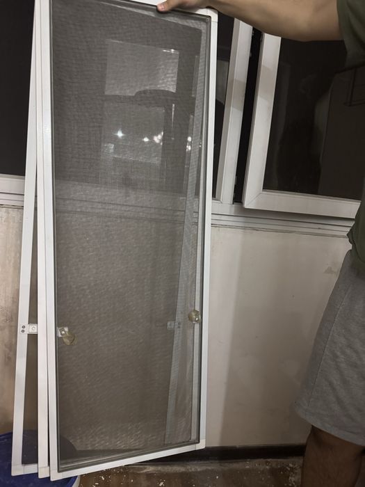 Москитная сетка по 4000 тг.3 штуки