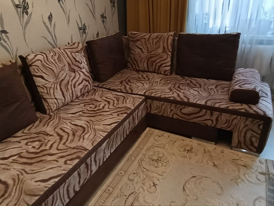 Продам угловой диван