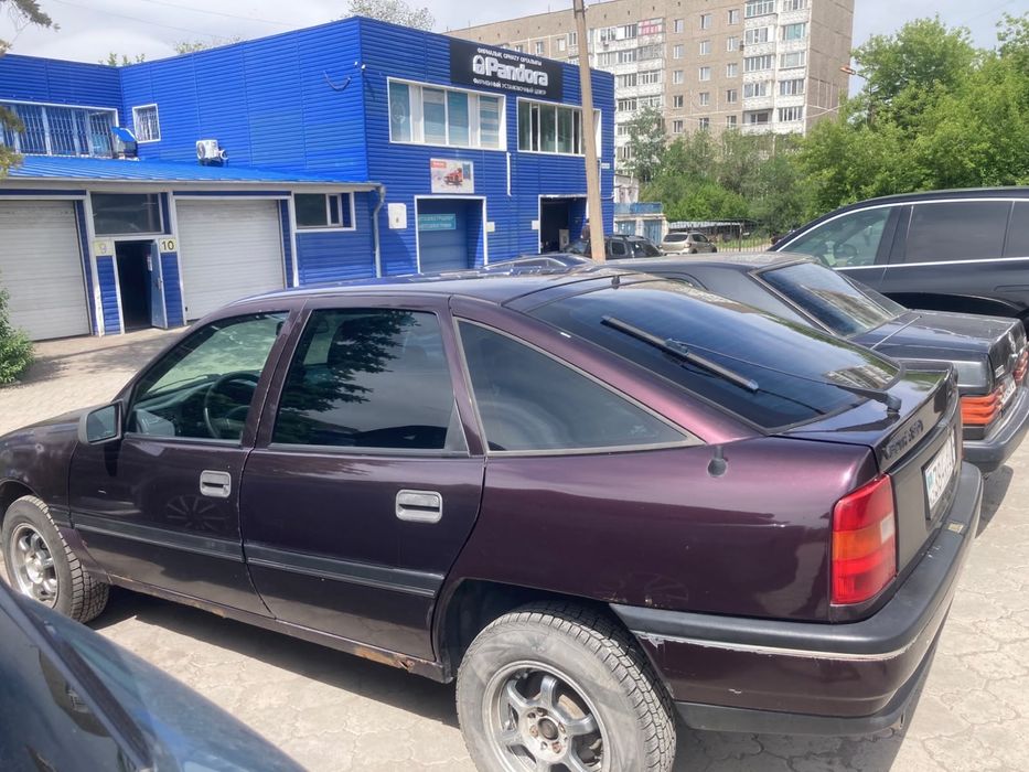 Продам машину Opel