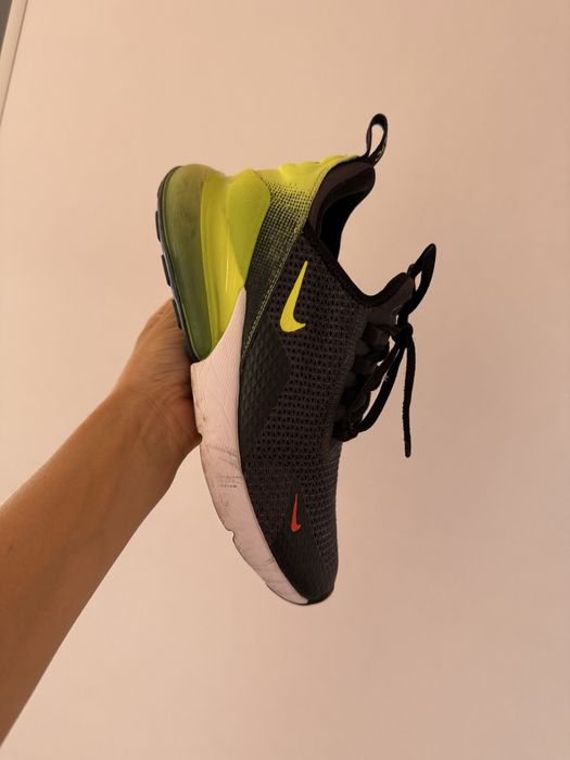 Adidasi dama Nike Ari max 270, marimea 37