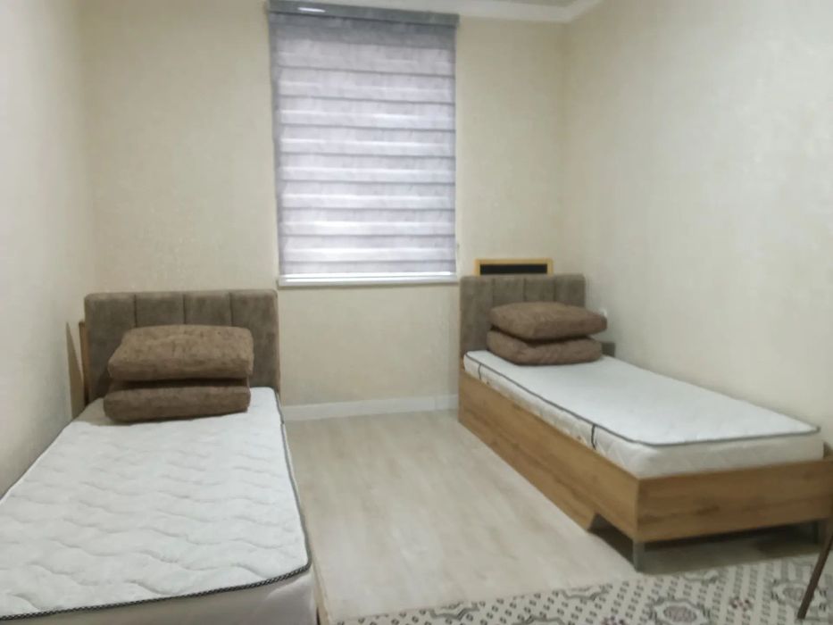 Saodat toyxona yonda yangi domda 3-etajda 2 xonali kv ijaraga beriladi