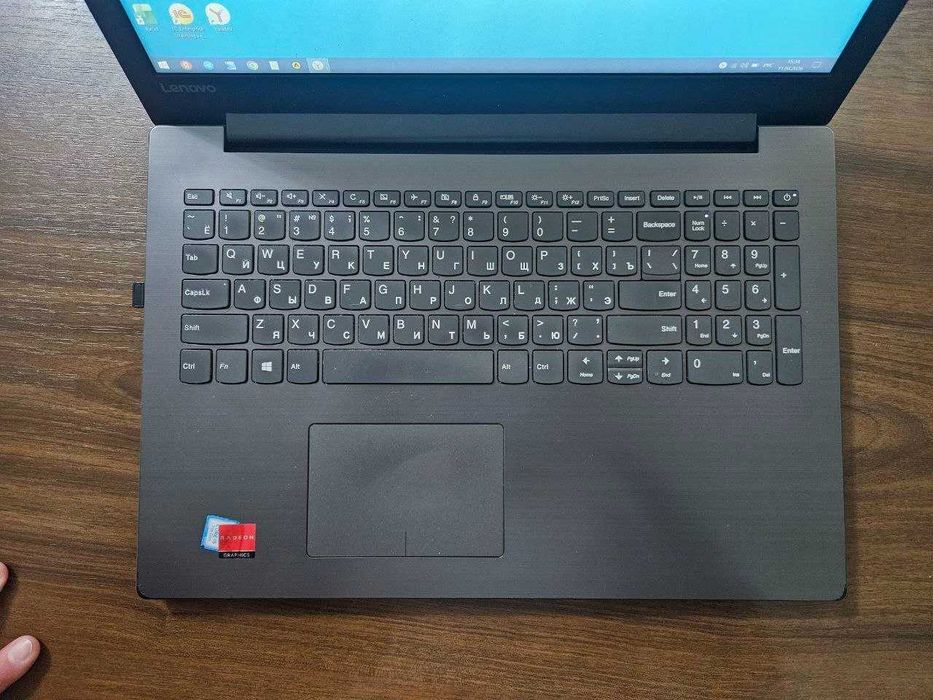 Продаю ноутбук Lenovo