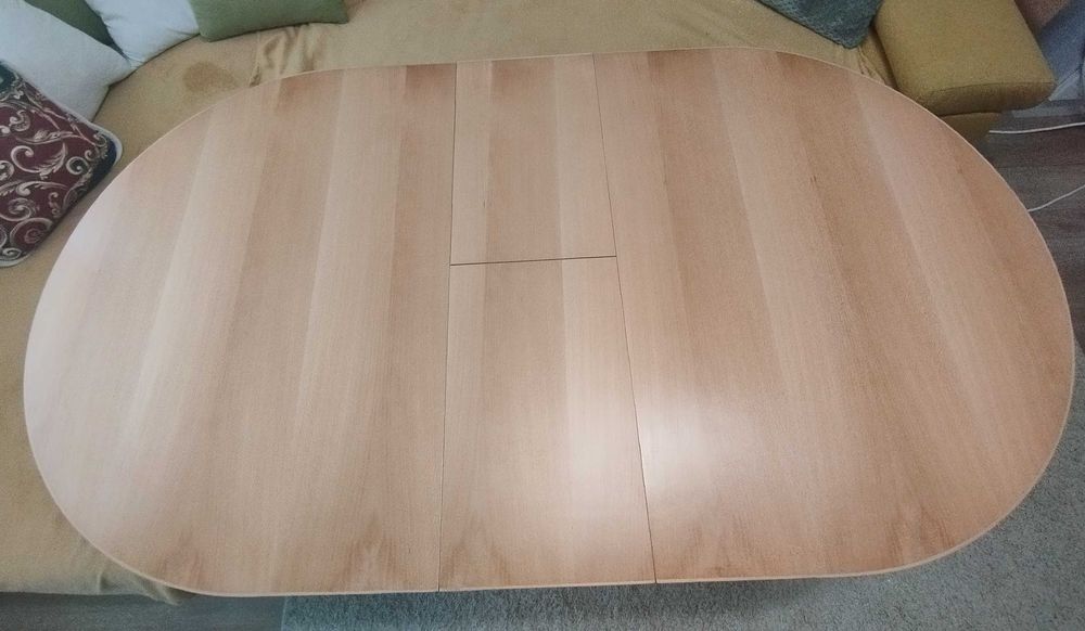 Трапезна дървена маса