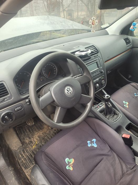Golf 5  benzina ,GPL 1,4 avariat