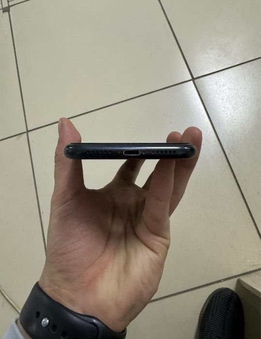 Iphone XR 64 Gb сатылады