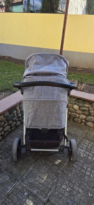 Бебешка количка 3 в 1