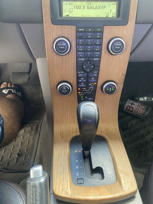 Vind volvo s40 automat