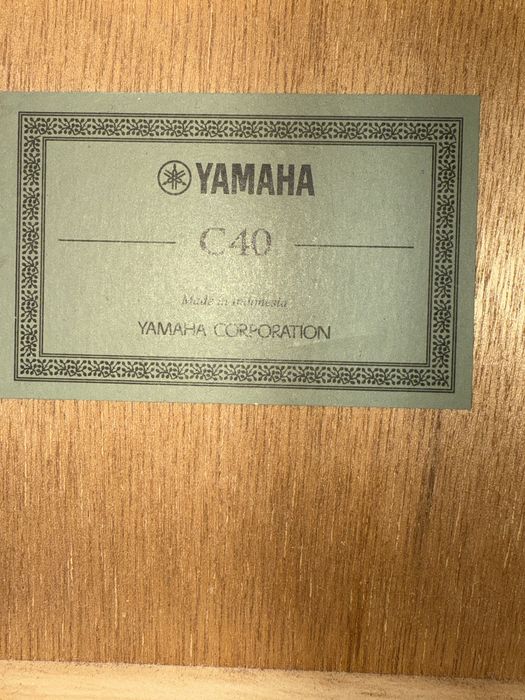 Yamaha C40 продам срочна