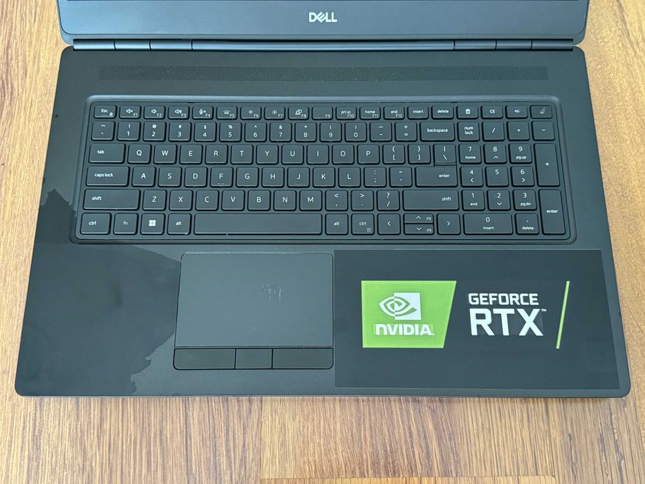 17.3' FHD IPS  i7-11850H DELL Precision 7760 32GB RAM/512GB/RTX A3000
