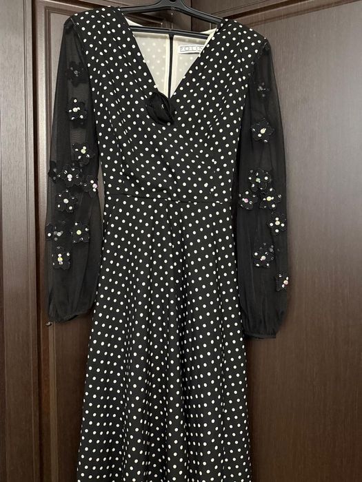 Платья 46рр.Одевала только раз