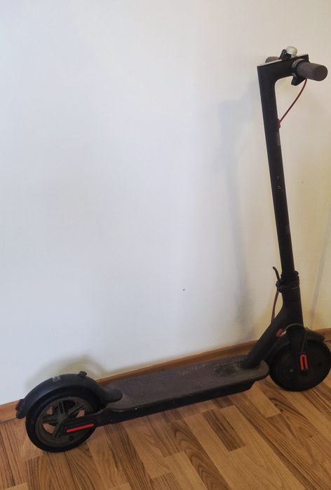 Trotinetă electrică Xiaomi M365