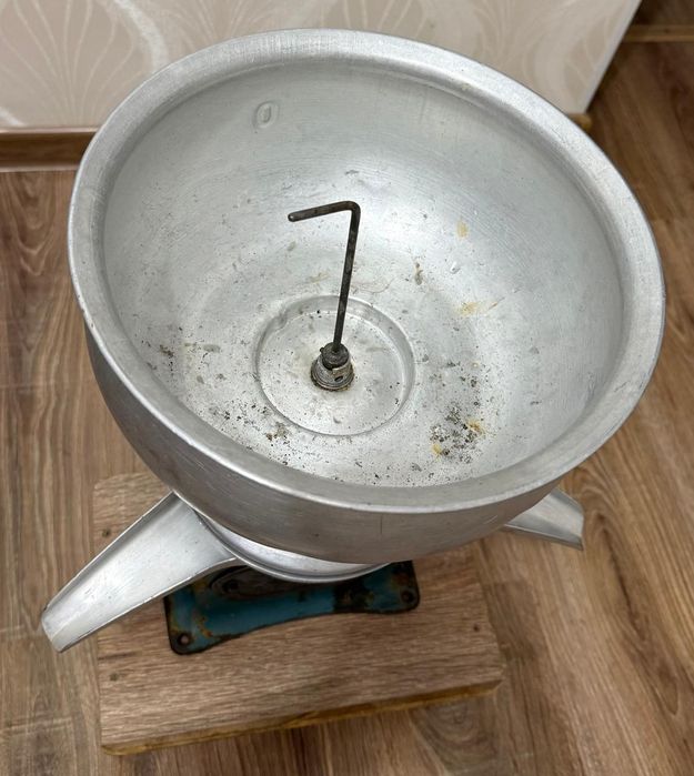 Ручной сеператор