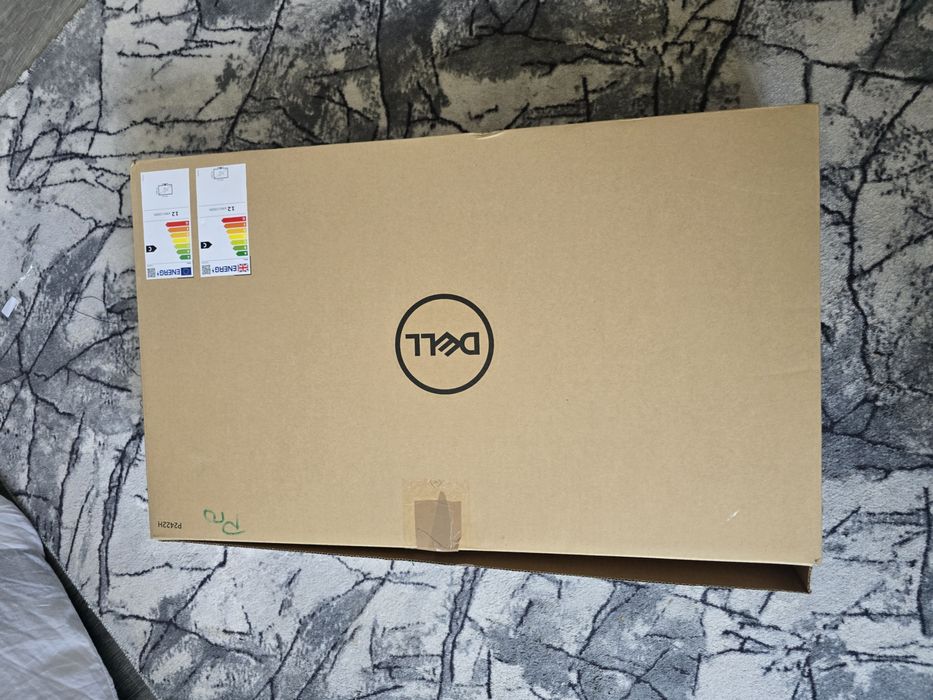 Dell P2422HE 24" IPS – USB-C Hub / LAN / HDMI – Топ състояние!