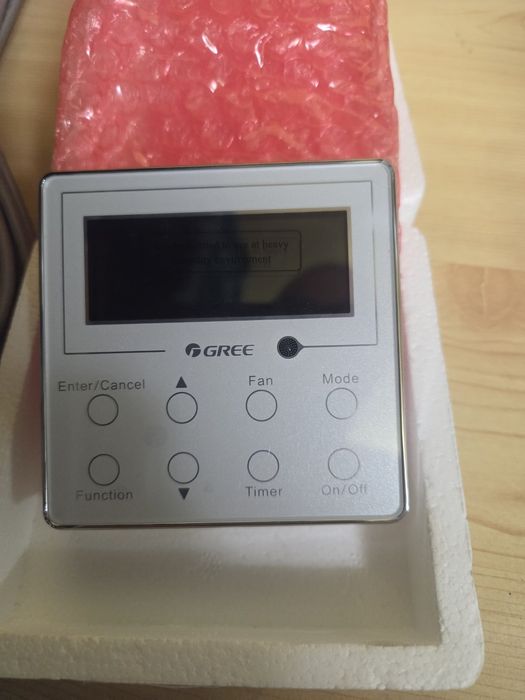 Стенно жично дистанционно управление за климатични системи Gree. 
Стенно жично дистанционно управление за климатични системи Gree. 
Стенно жично диста