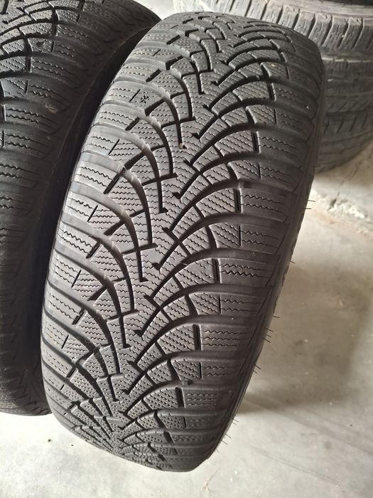 2  Anvelope de iarnă 205 55 r16 Goodyear
