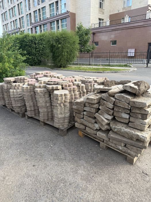 Продам брусчатку бу на 200 кв метров