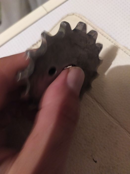 Продам звёздочку 16  !!ведомую