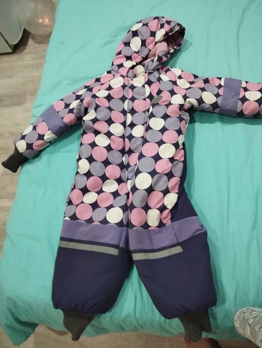 Продам зимние куртки