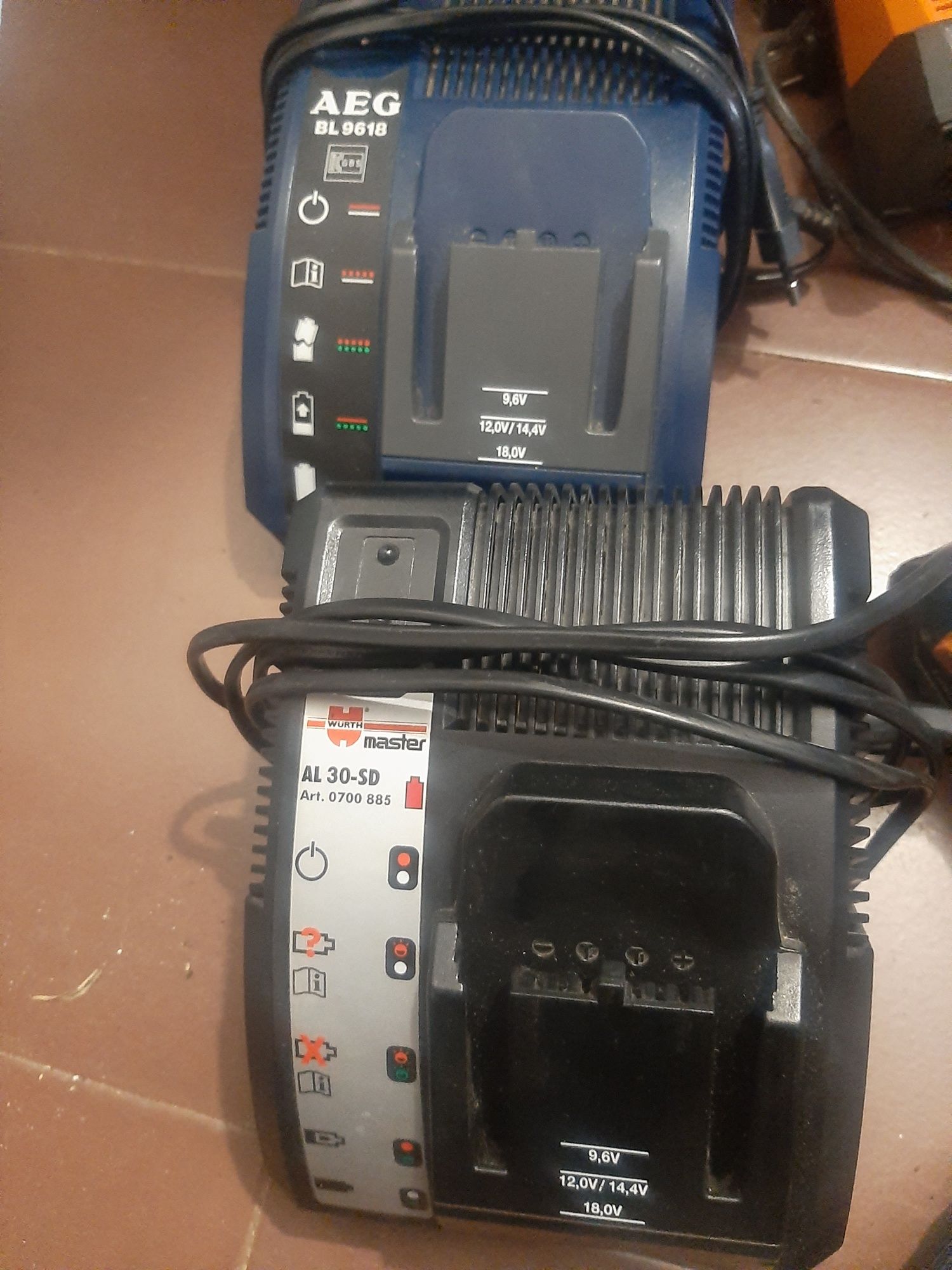 Акумулаторни машини Аег 18v гр. Стара Загора Казански - изток • OLX.bg