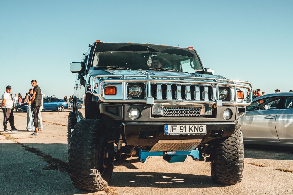 Vand hummer h2 in perfecta stare