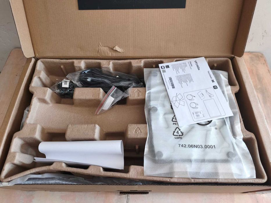 Професионален монитор ViewSonic VP2468a ColorPro 24 IPS USB-C , Дизайн,Фото,Видео, Гаранция
