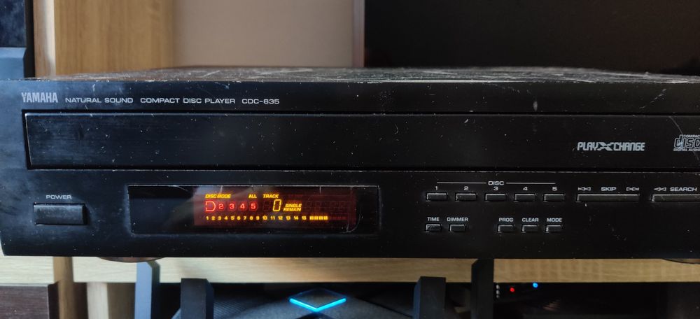 CD Player Yamaha CDC-635