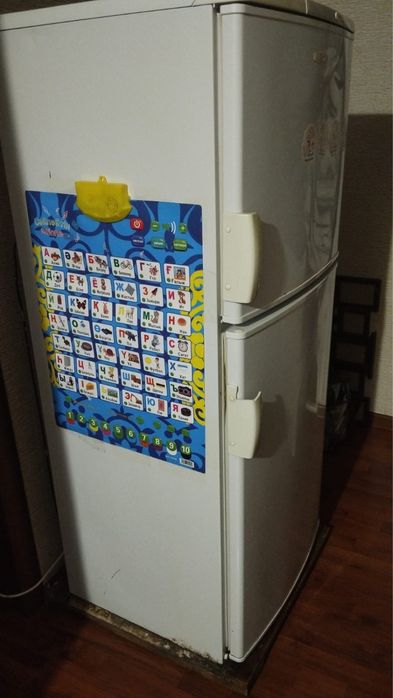 Холодильник рабочий