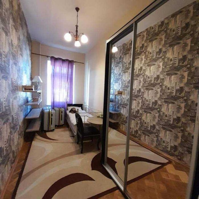 Дава се под наем Тристаен апартамент в София, Център - 90 кв.м за 561 € - Снимка #4