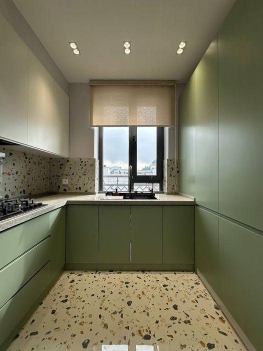 Продам ЖК Кипарис на Ц-4