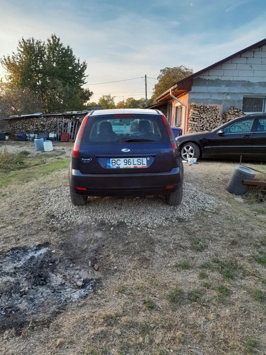 FORD Fiesta 2005 — imagine 3