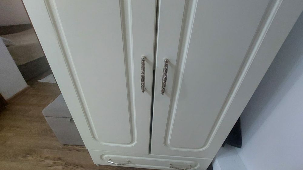 Продам шкаф, шифонер, мебель