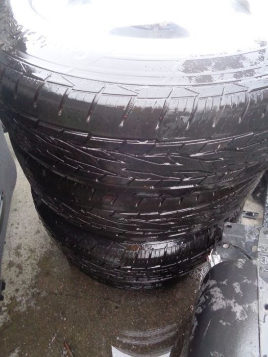 Vand Jante Aliaj Cu Cauciucuri Dacia Duster 215/65 R16