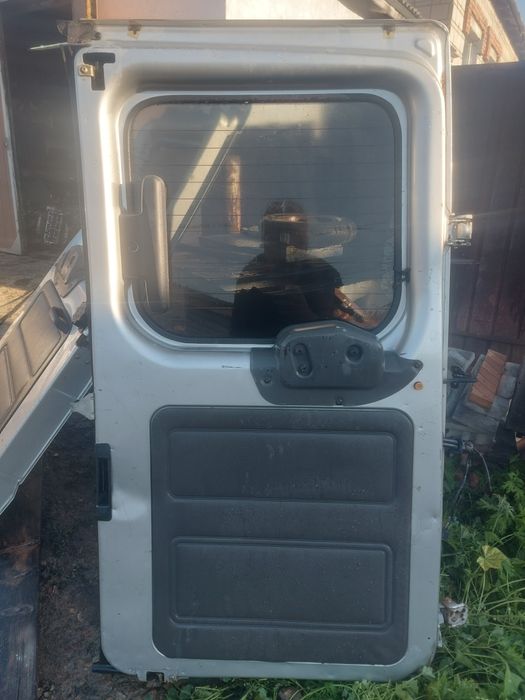 Продам двери форд транзит