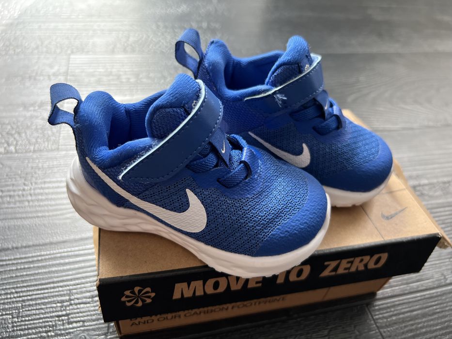 adidasi Nike bebelusi,marime 19.5