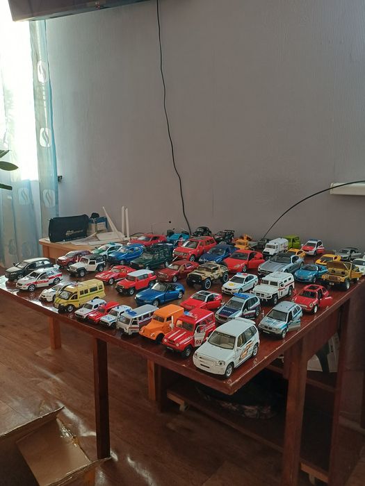 Игрушки  машинки