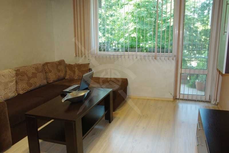 Продава се Тристаен апартамент в Пловдив, Кършияка - 112 кв.м за 1742 €/кв.м - Снимка #3