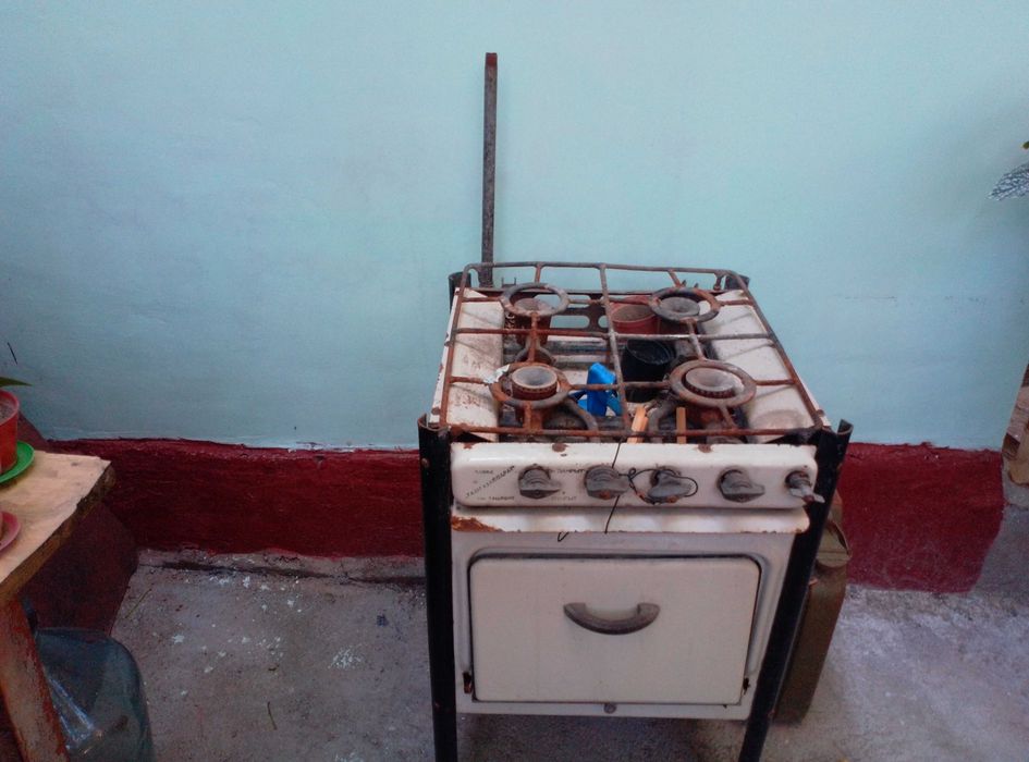 Газовая плита советская.