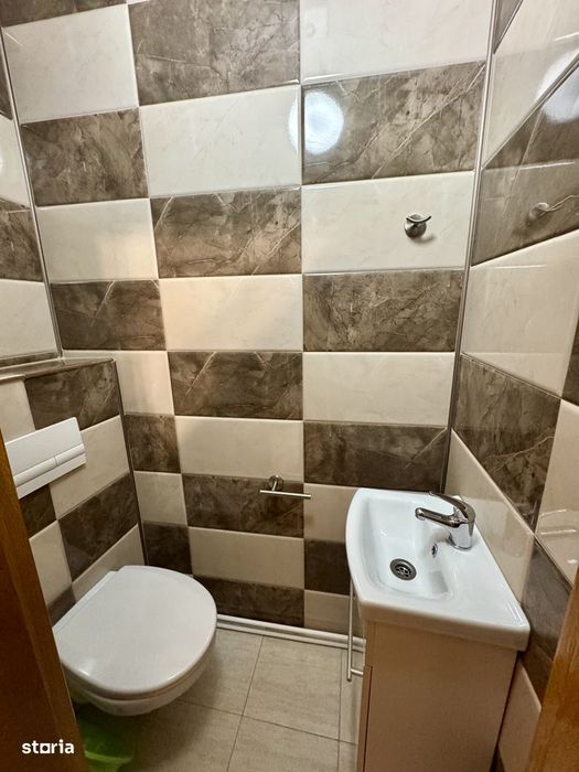 Inchiriez apartament 2 camere, central, Episcopiei