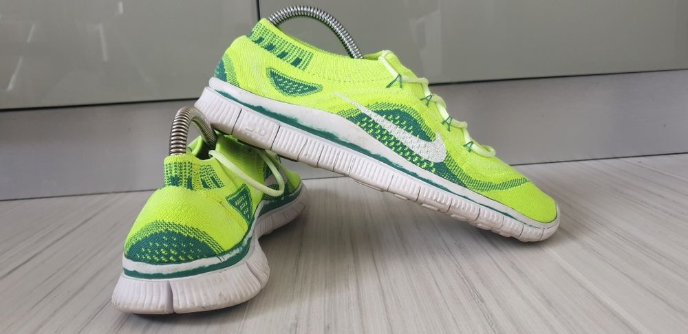 Nike Flyknit  UK 6.5 US 9 / 40.5/26 см. ОРИГИНАЛ! Дамски Маратонки!