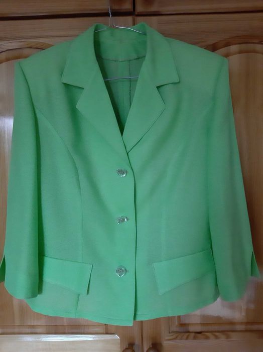 Сако "ШАНЕЛ"! Елегантно и Стилно ! НОВО! Есен/Пролет/Късно лято!