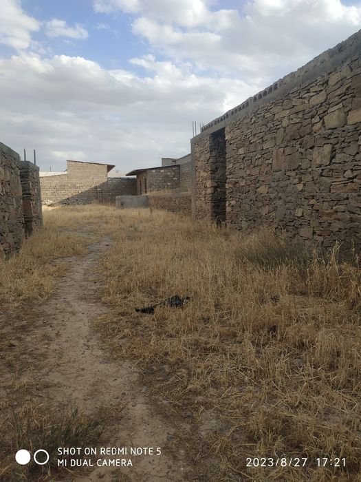 Ховли сотилади 9 сотих