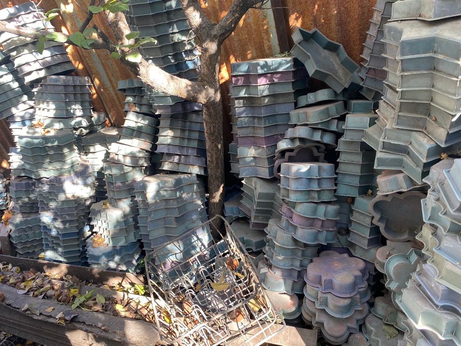 Продам вибростол с формами