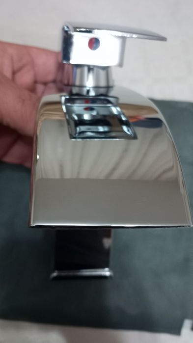 Смесител за баня за мивка