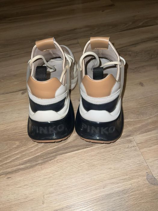 Сникърси Pinko оригинални бежови
