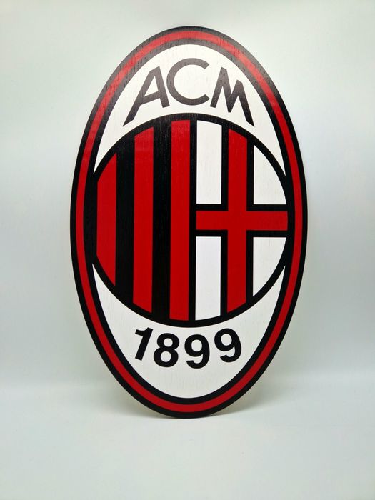 Дървена Футболна Емблема