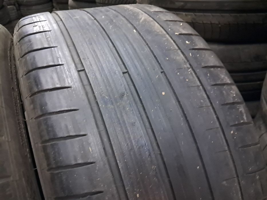 Anvelope second vara 275 40 ZR19 Michelin