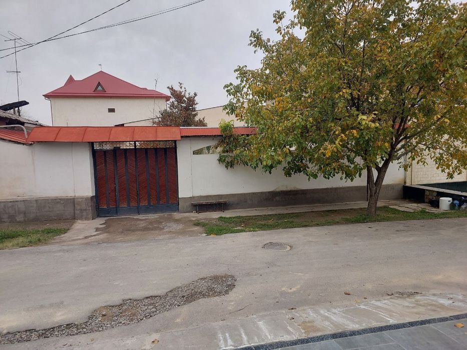 Yakkasaroy tuman salamatinada sotiladi 7 sotix